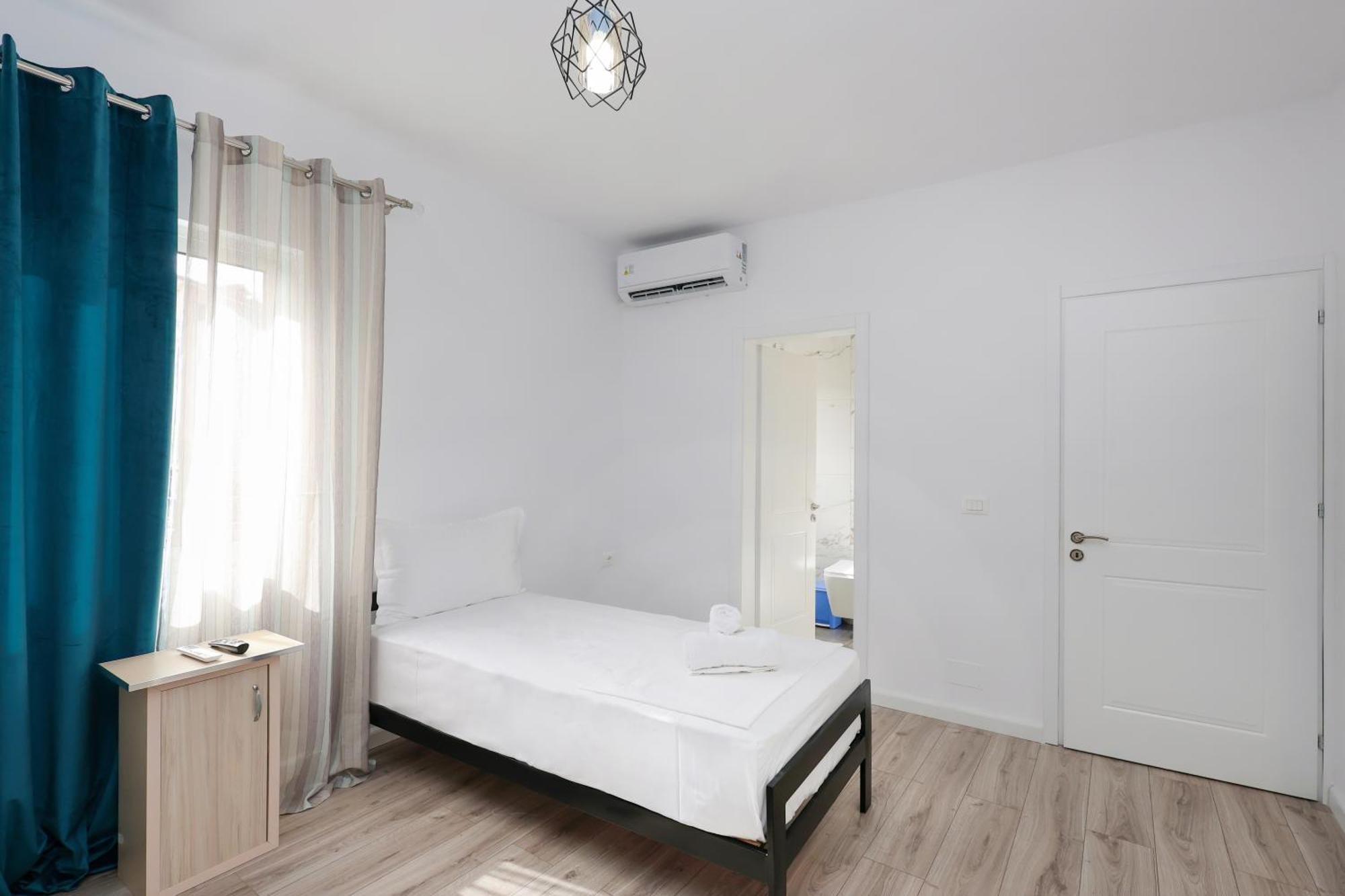 Guesthouse Noke Μπεράτ Εξωτερικό φωτογραφία